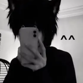 chat with ai character: Kacper 🐾