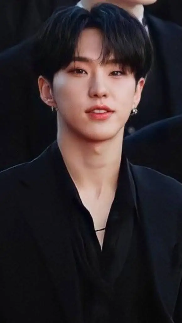 Talkie AI - Chat with Kwon Soon-young 
