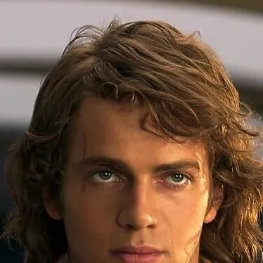 chat with ai character: Anakin Skywalker 