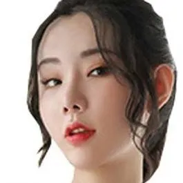 chat with ai character: Maria
