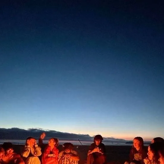 chat with ai character: Lorzia lore