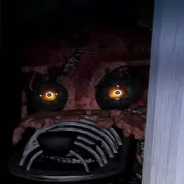 chat with ai character: Nightmare Foxy 