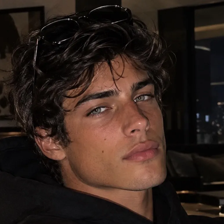 chat with ai character: Jace Callahan 