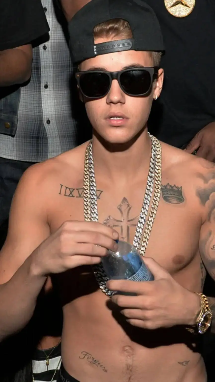 ai character: Justin bieber  background
