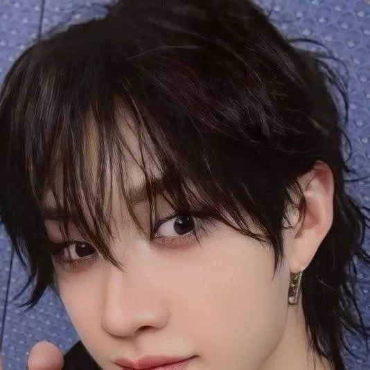 chat with ai character: Bangchan 