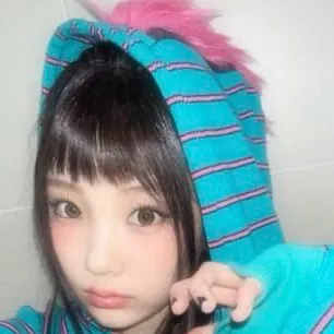 chat with ai character: Wonhee