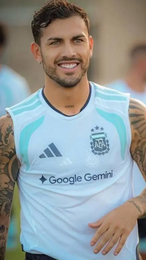 ai character: Leandro paredes. background
