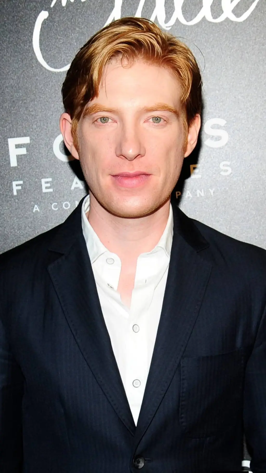 Talkie AI - Chat with Domhnall Gleeson