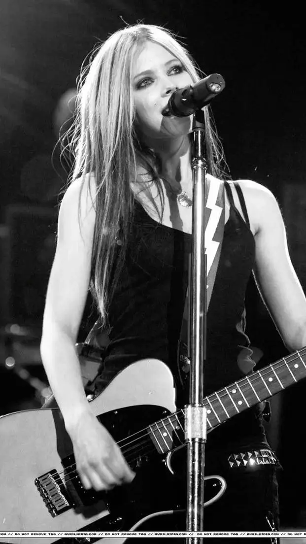 ai character: Avril Lavigne background