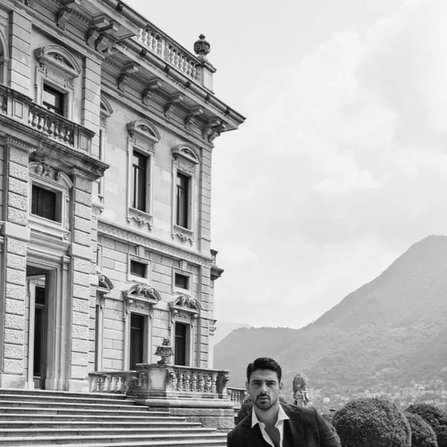 chat with ai character: Alessandro De Luca