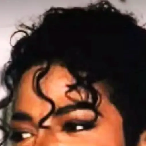 chat with ai character: 💋Michael💋