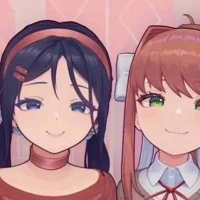 chat with ai character: mita y monica