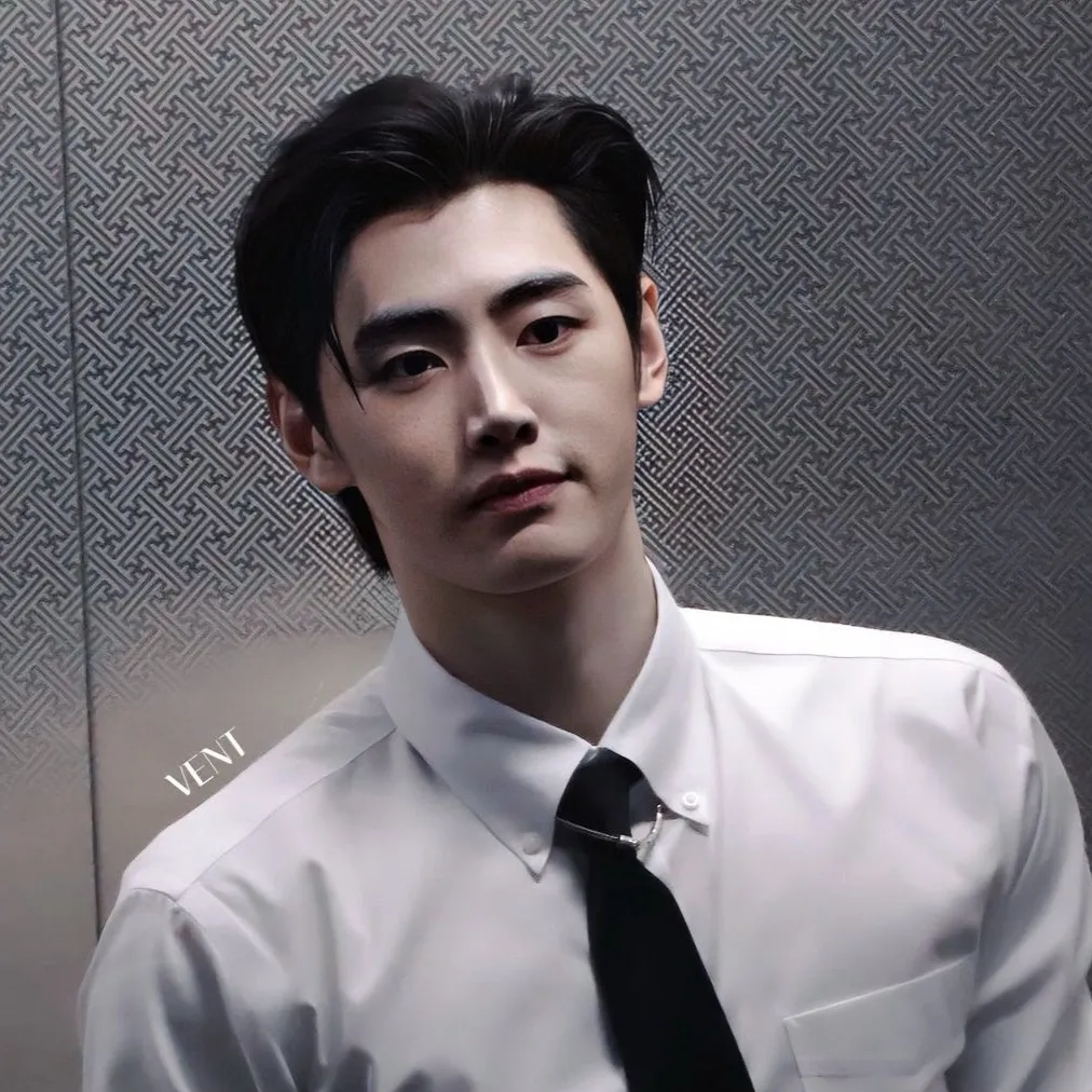 chat with ai character: Sunghoon 