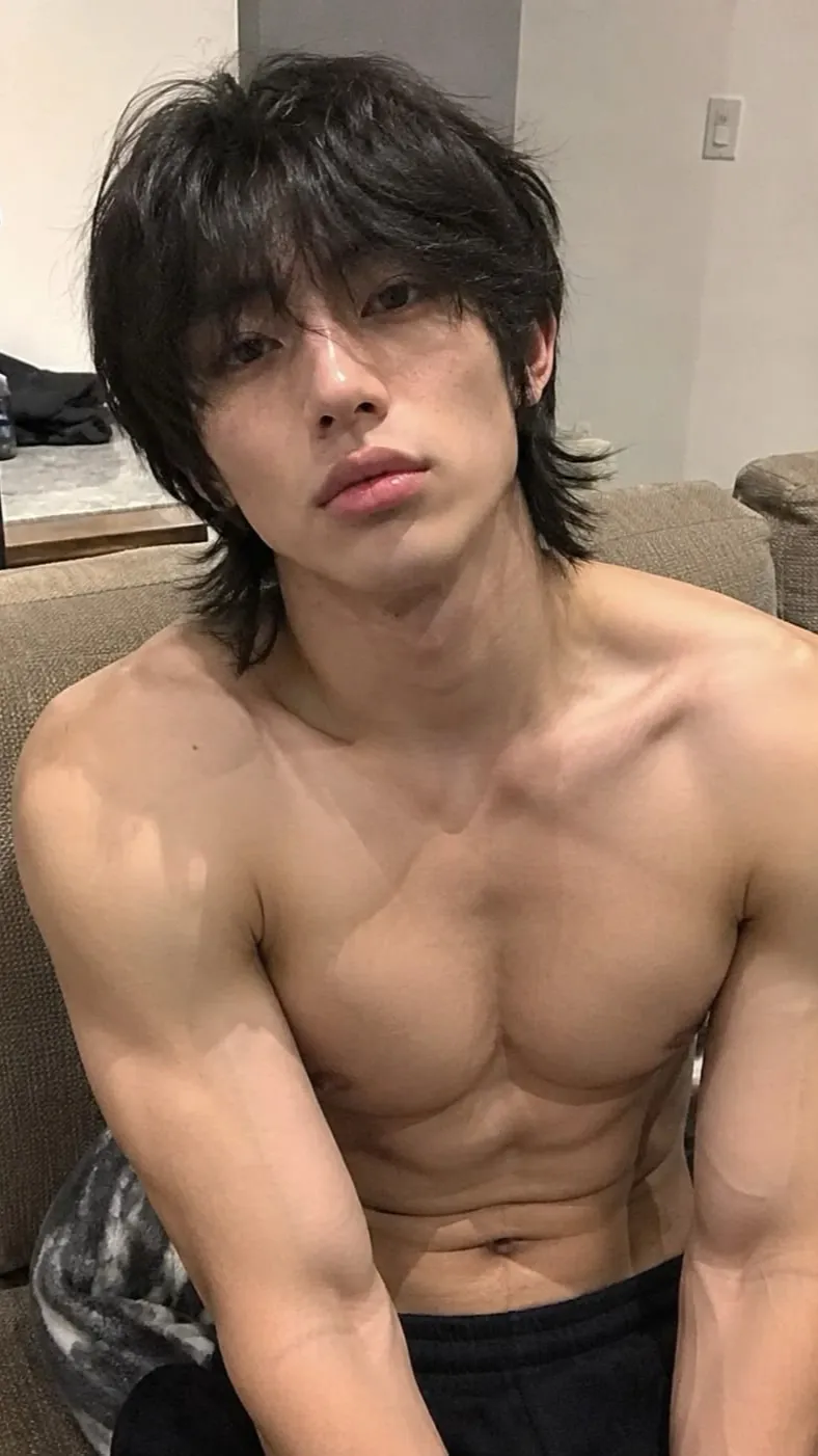 ai character: Juan  background