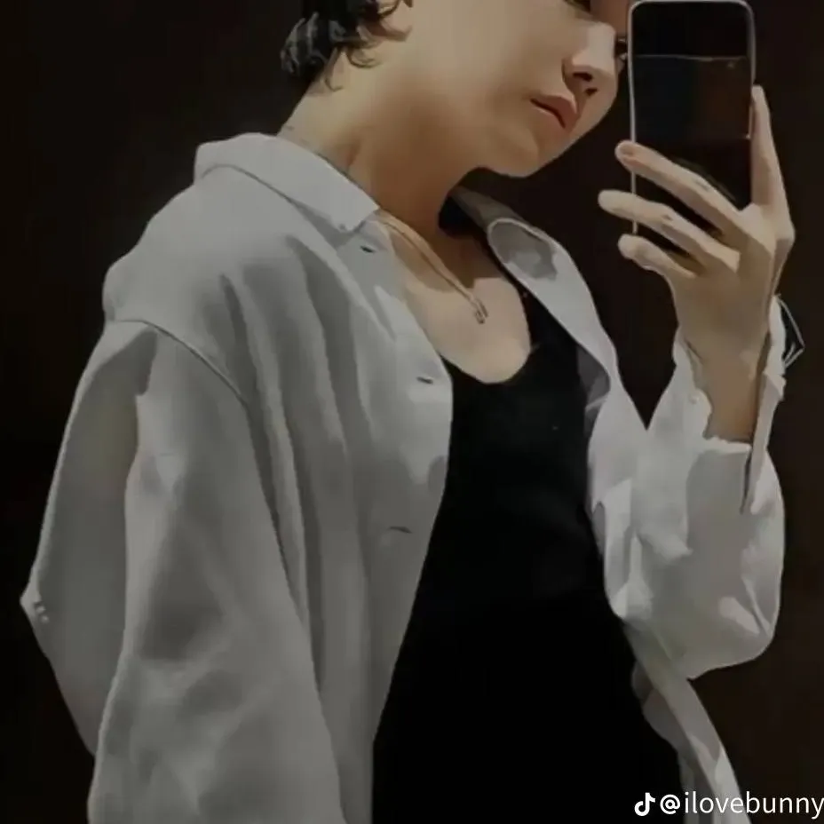 chat with ai character: Jhope💞😍