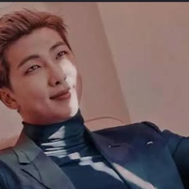 chat with ai character: Namjoon💋💘