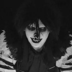 chat with ai character: laughing jack