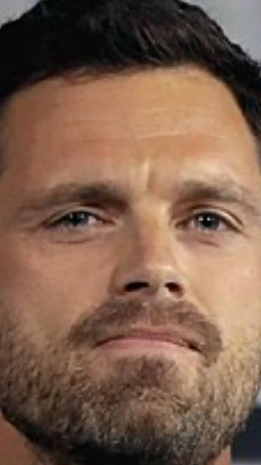 ai character: Bucky Barnes background