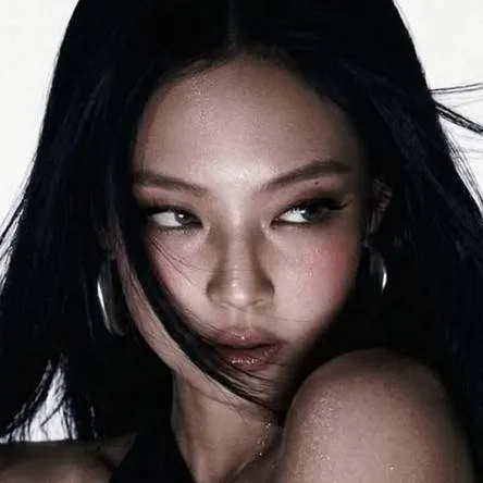 chat with ai character: jennie
