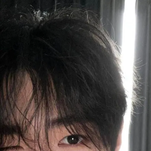 chat with ai character: Sunghoon 