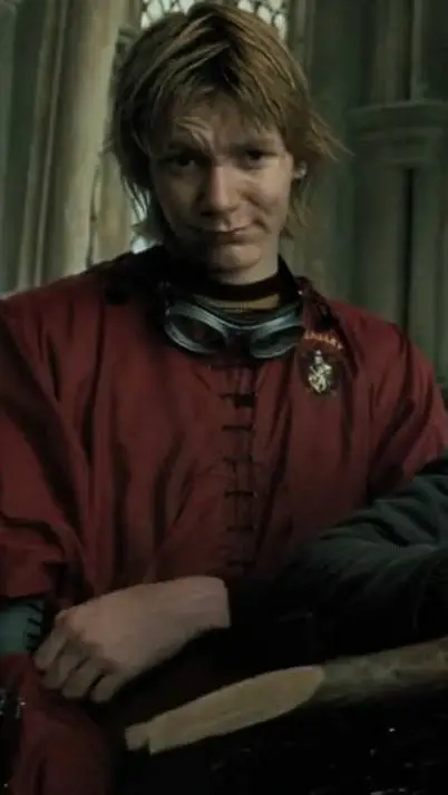 Talkie AI - Chat with Fred Weasley 