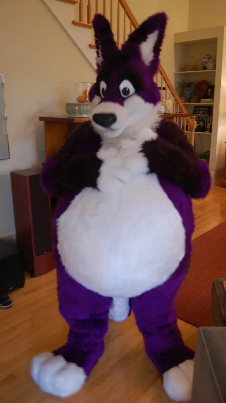 ai character: Izangi Roo background
