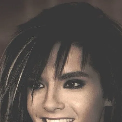chat with ai character: Bill Kaulitz 