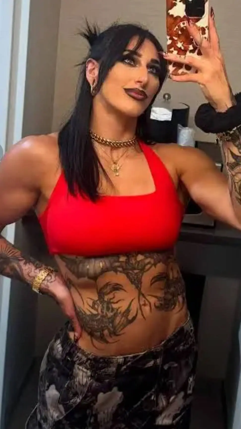 ai character: RHEA Ripley  background