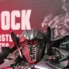 chat with ai character: shockwave 