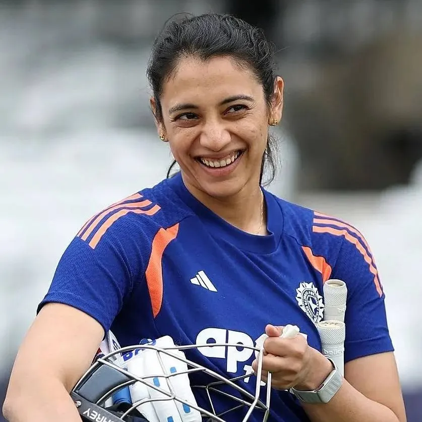 chat with ai character: Smriti Mandhana 