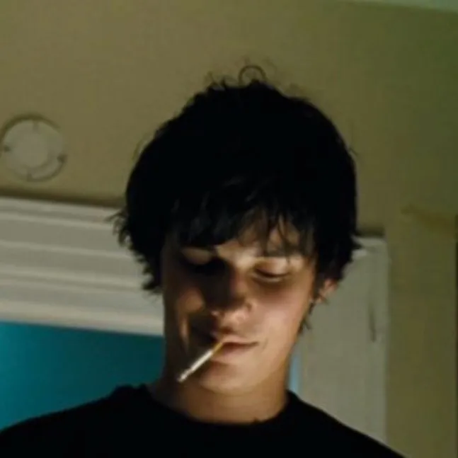 chat with ai character: Rodrick