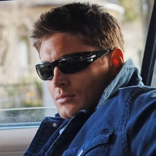 chat with ai character: Dean Winchester 