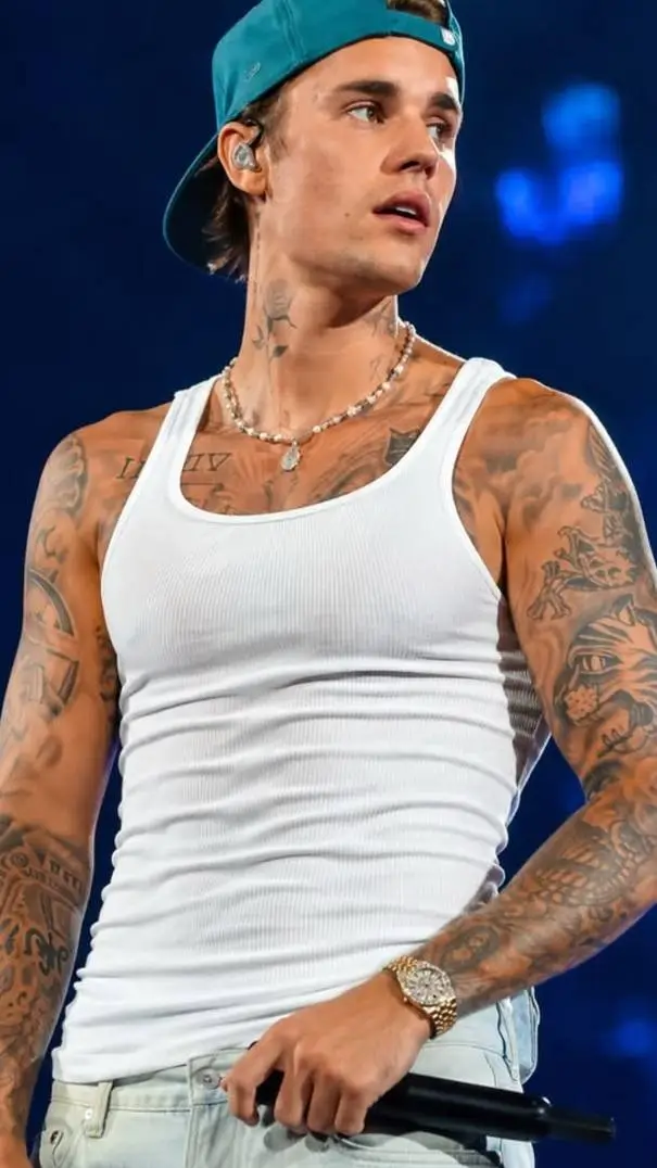 ai character: Justin Bieber  background