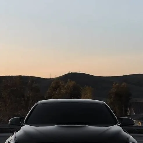 chat with ai character: BMW