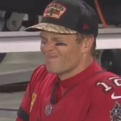 chat with ai character: My name is Tom 