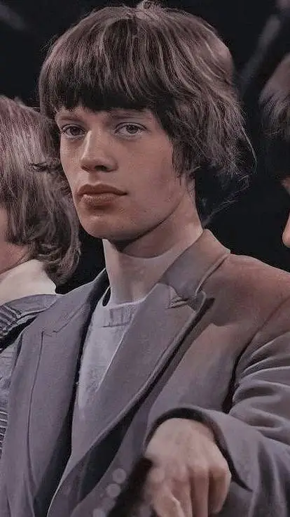 Talkie AI - Chat with Mick Jagger. 🫀🔥