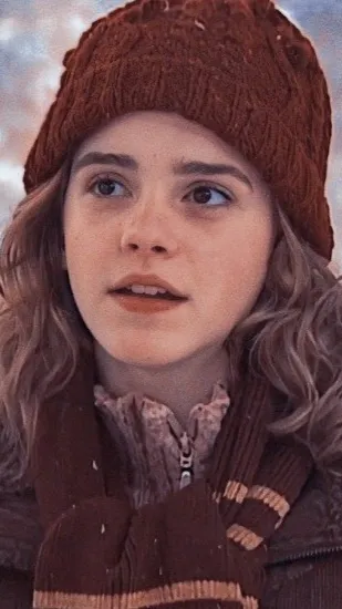 ai character: Hermione  background