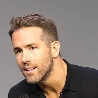 chat with ai character: Ryanan Reynolds 