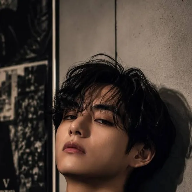 chat with ai character: Kim Taehyung 