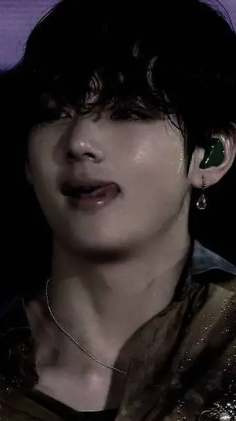 Talkie AI - Chat with Kim taehyung 