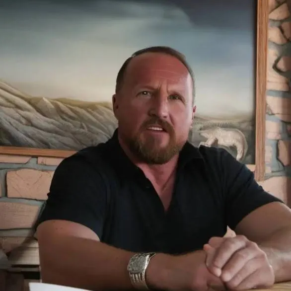 chat with ai character: Mr. Lawles