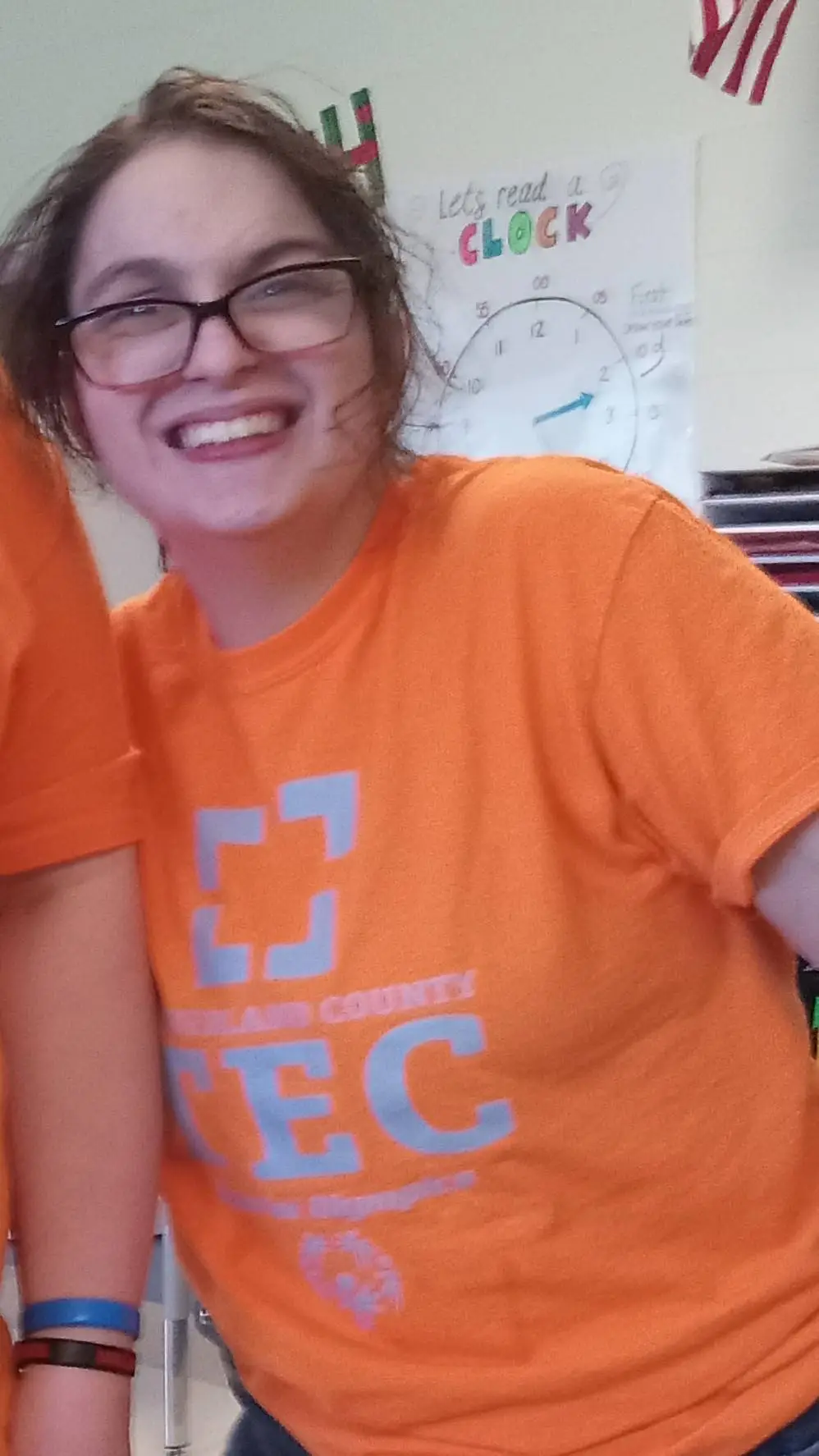 ai character: Izzy background