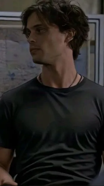 ai character: Matthew Gray background