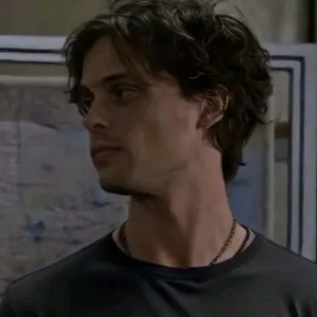 chat with ai character: Matthew Gray