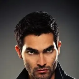 chat with ai character: Derek Hale
