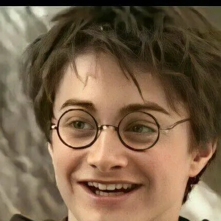 chat with ai character: Hogwarts Fire