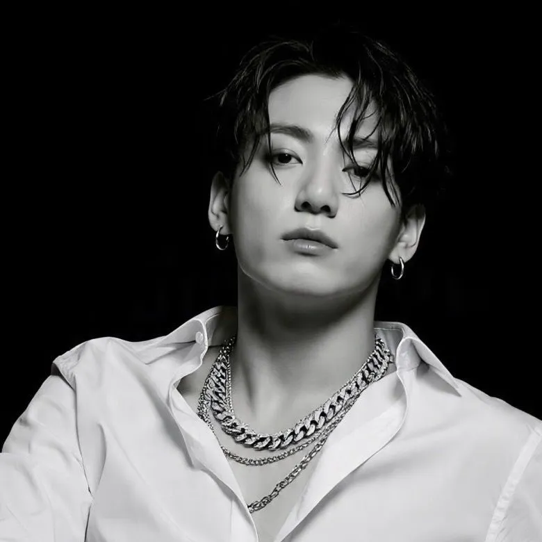 chat with ai character: Jeon Jungkook 