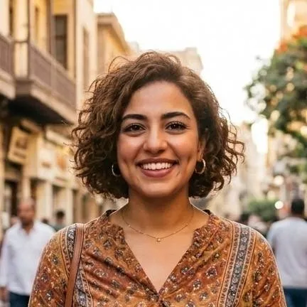 chat with ai character: laila