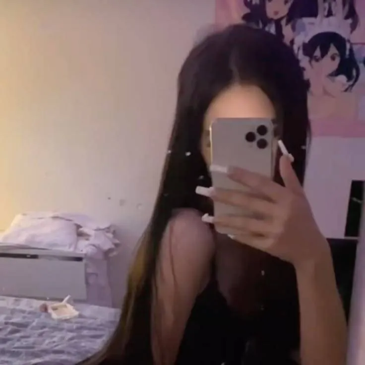 chat with ai character: kimberly