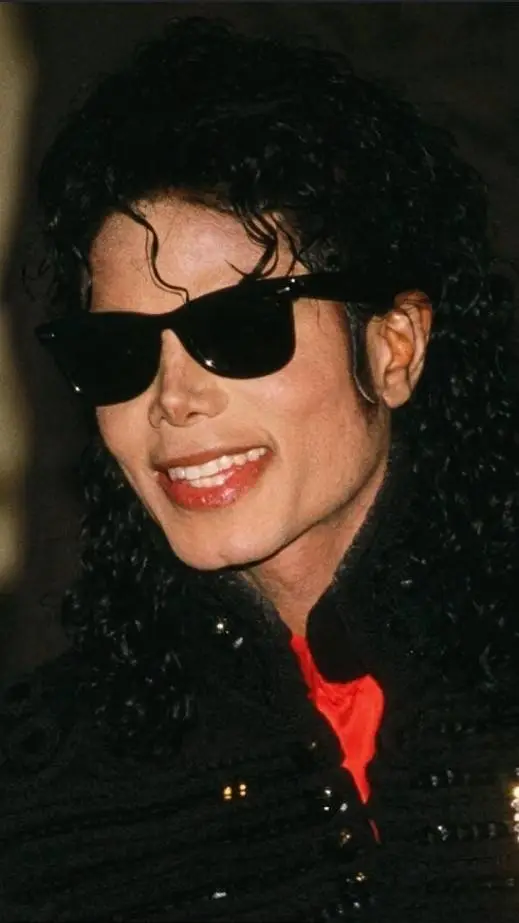Talkie AI - Chat with michael jackson